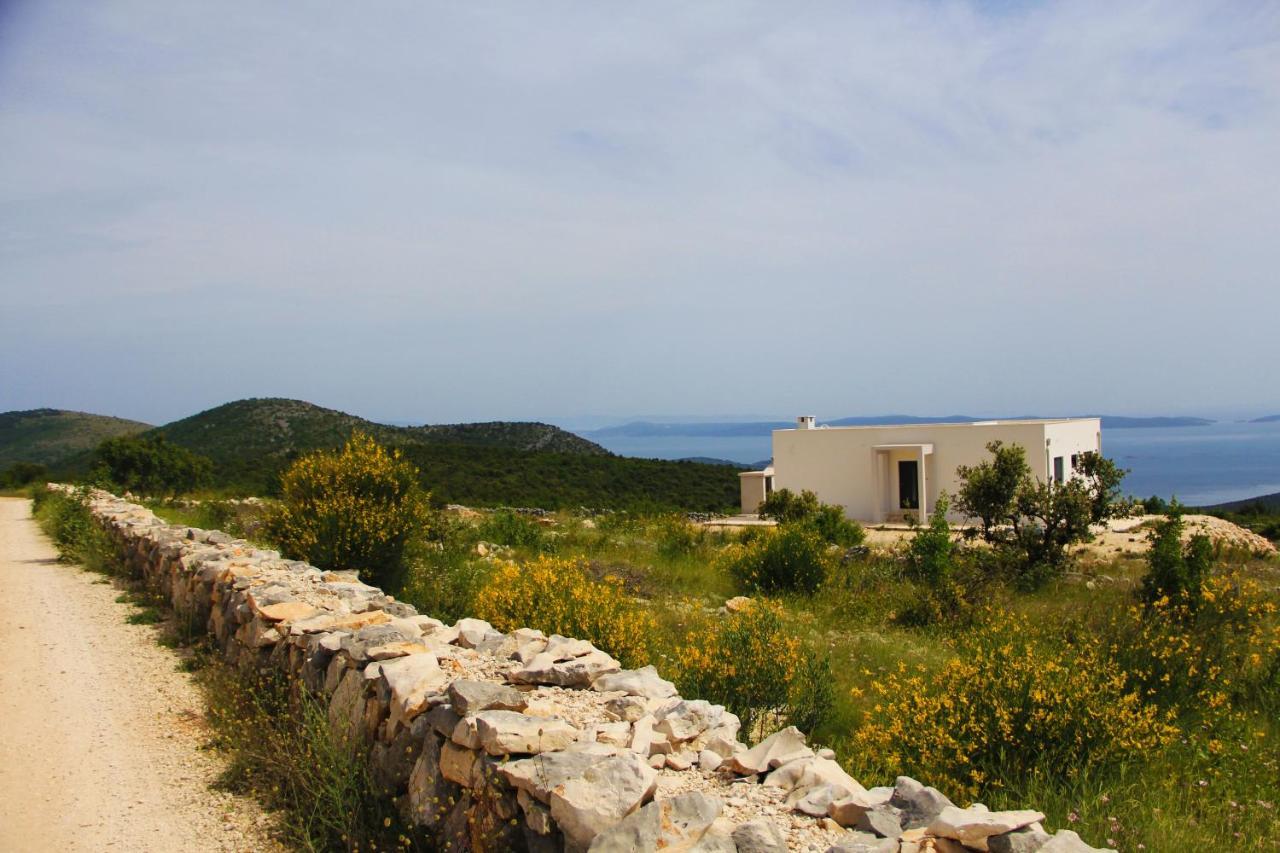 Villa Zlatno Sunce In The Hills Near Trogir Vrsine Exterior foto